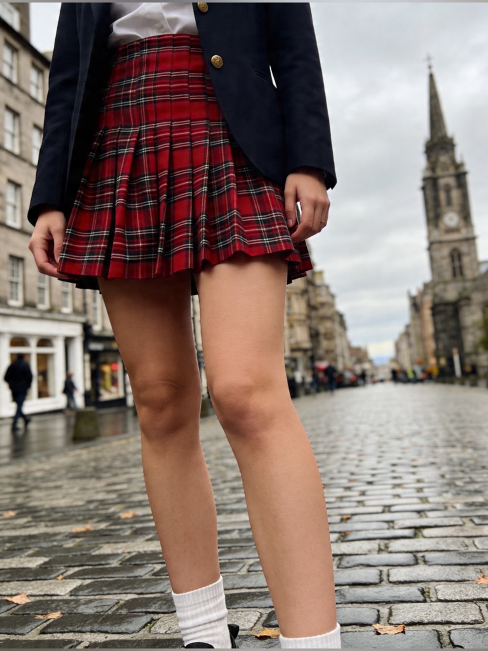 Women’s Red Plaid Mini Skirt Small Tartan Pleated Holiday Side Zip